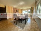 großes Wohn-/Esszimmer - 