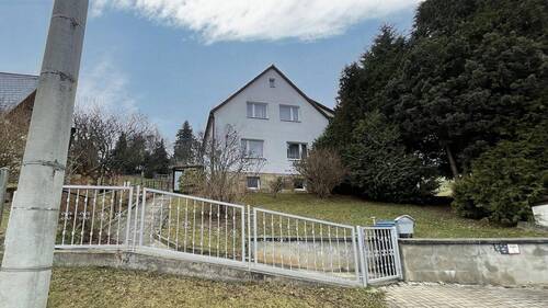 Straßenseite - 5 Zimmer Einfamilienhaus zum Kaufen in Rathmannsdorf