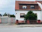 1 - Gemütliches Ein- Zweifamilienhaus in zentraler Lage von Oberhausen