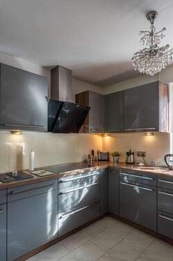 hochwertige Einbauküche - 