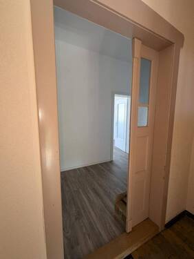 Bild 3 - 3 Zimmer Etagenwohnung zur Miete in Schkeuditz