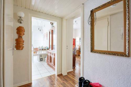 Diele - 2 Zimmer Etagenwohnung in Düsseldorf / Düsseltal