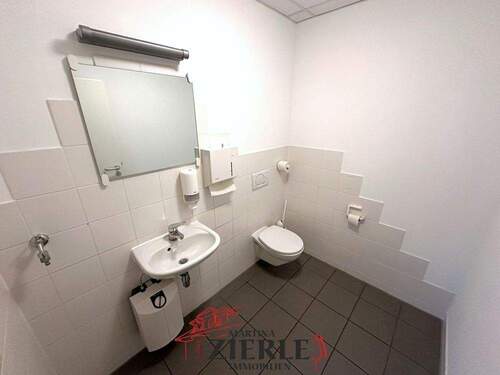 8 Damen WC - 