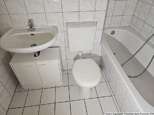 Wannenbad - Etagenwohnung mit 58,40 m&sup2; in Großbeeren zum Kaufen