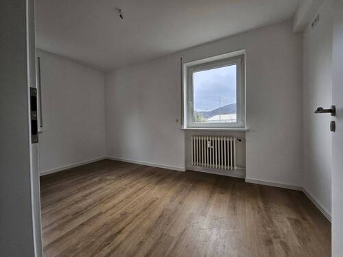 Zimmer 2 - Etagenwohnung mit 56,50 m&sup2; in Miltenberg zur Miete