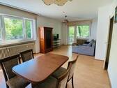 Wohn- Essbereich mit Zugang zum Balkon - 3 Zimmer Etagenwohnung zum Kaufen in Hügelsheim