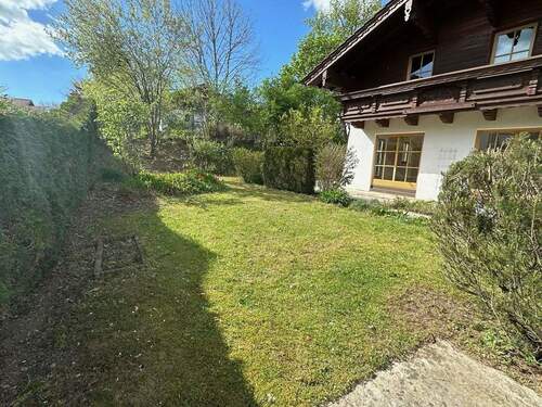 Garten Grundstück - 5 Zimmer Einfamilienhaus zum Kaufen in Rohrdorf/Lauterbach