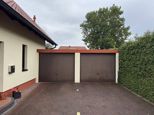 Ansicht v SO Garagen - 