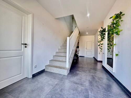 Diele - Einfamilienhaus mit 156,00 m&sup2; in Wiesmoor zum Kaufen