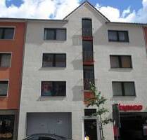 Zentrale und ruhige Wohnung mit Balkon, modernisiert und renoviert - Hildesheim Neustadt