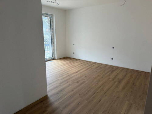 Raum 2 (aktueller Baustand) - Etagenwohnung mit 75,00 m&sup2; in Verl zur Miete