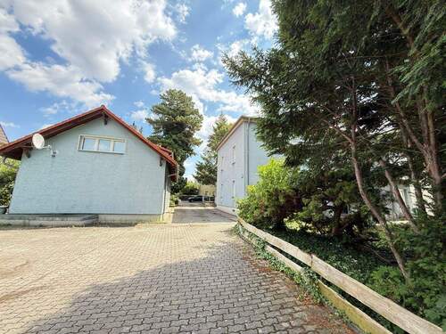 Zuwegung - Grundstück in Dresden