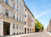 Straßenansicht - 4 Zimmer Etagenwohnung zum Kaufen in Berlin
