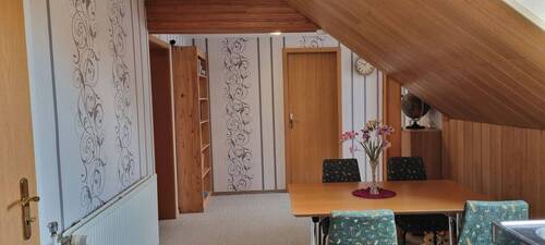 OG Flur Wohnhaus - 