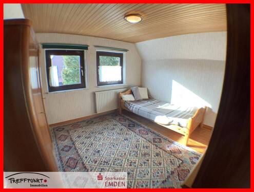 Schlafzimmer 1 Dachgeschoss - 