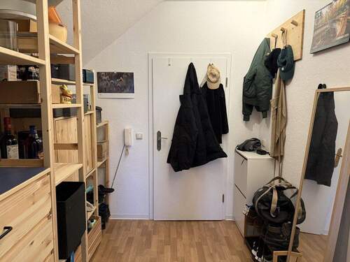 Eingangsbereich Wohnung - Etagenwohnung mit 42,20 m&sup2; in Dresden zum Kaufen