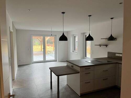 Küche mit Einbauküche - 