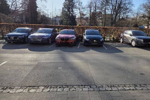 zusätzl. dreieinhalb Stellpl. - 