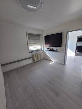 Schlafen - **Schöne Zweiraumwohnung mit Balkon und Einbauküche im TOPZUSTAND, KAUFEN statt mieten!!***