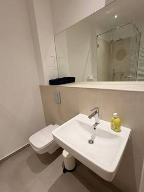 Apartment 161-11.JPG - 
