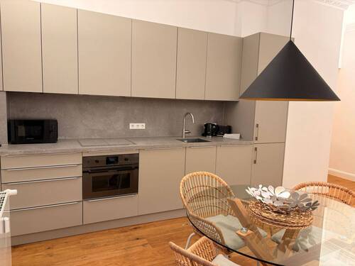 Apartment 161-05.JPG - 