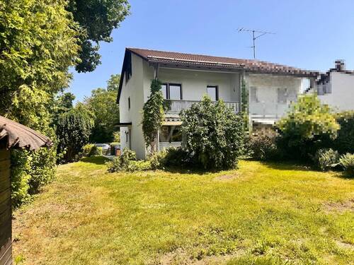 Gartenansicht - 6 Zimmer Doppelhaushälfte zum Kaufen in Deggendorf
