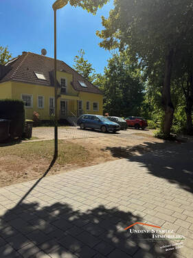 Straßenansicht - 2 Zimmer Etagenwohnung zum Kaufen in Schildow