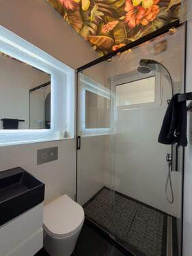 Badezimmer 2 mit Duschbad - 