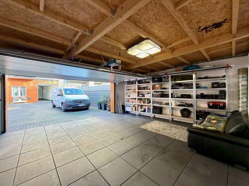 Große Doppelgarage - 