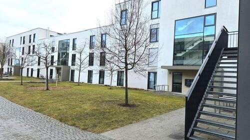 Bild 1 - Wohnjuwel: neuwertige 3-Zimmer-Wohnung mit Südterrasse und Garten in München-Perlach