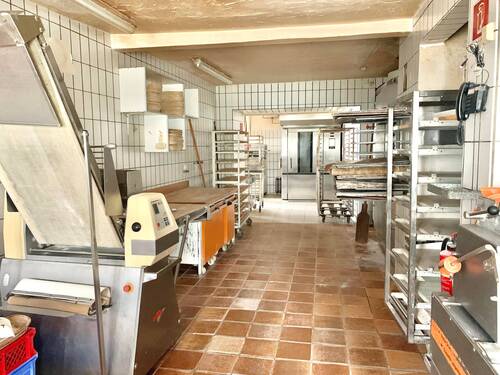 ehemalige Backstube - 2 Zimmer Mehrfamilienhaus, Wohnhaus in Eslarn