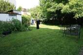 Gartengrundstück hinter dem Haus.JPG - 
