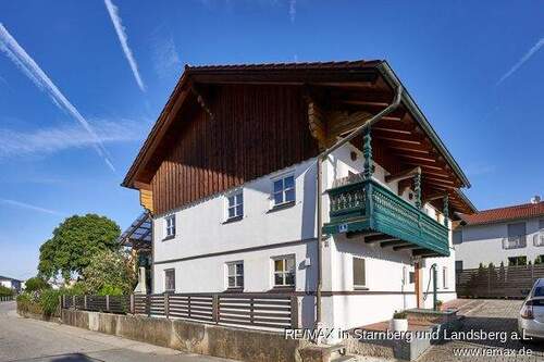 Ein wunderschönes Bauernhaus - 4 Zimmer Einfamilienhaus zum Kaufen in Ergoldsbach / Langenhettenbach