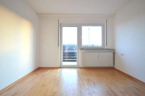 Schlafzimmer - 3 Zimmer Etagenwohnung in Leonberg