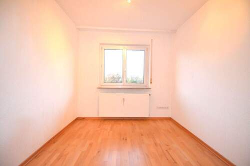 Zimmer - Etagenwohnung mit 71,00 m&sup2; in Leonberg zum Kaufen