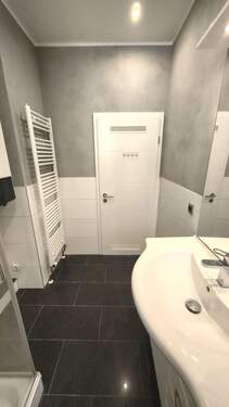 Badezimmer 05 - Etagenwohnung mit 57,80 m&sup2; in Essen zum Kaufen