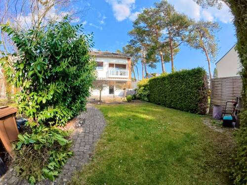 Eigener Garten - 6 Zimmer Reihenendhaus zum Kaufen in Heusenstamm