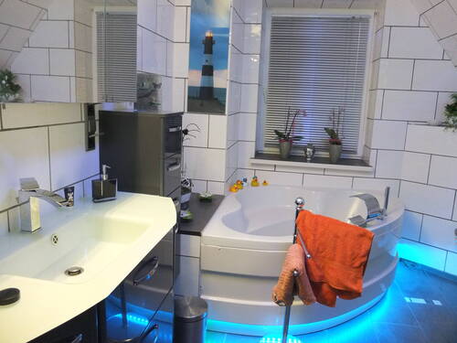 Badezimmer 006.JPG - 
