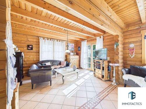 Wohnzimmer - 6 Zimmer Einfamilienhaus zum Kaufen in Saulheim