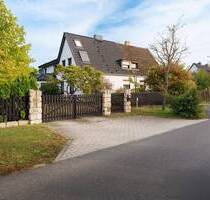 Stadtnah und grün - Charmante Doppelhaushälfte in Ludwigsfelde