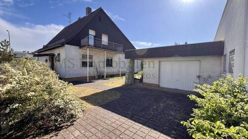 Hausansicht 1 - *** Großzügiges Einfamilienhaus in Lorsch mit einem Grundstück von ca. 1023 m² ***