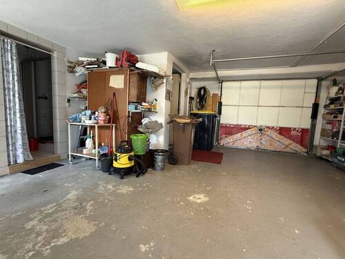 Garage - 