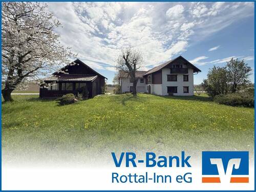 Bild 2 - 8 Zimmer Bauernhaus, Landhaus zum Kaufen in Simbach am Inn / Kirchberg