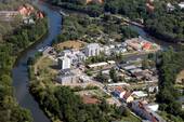 Luftbild Wohngebiet (Stand 2020) - Etagenwohnung mit 61,90 m&sup2; in Halle/Saale zur Miete