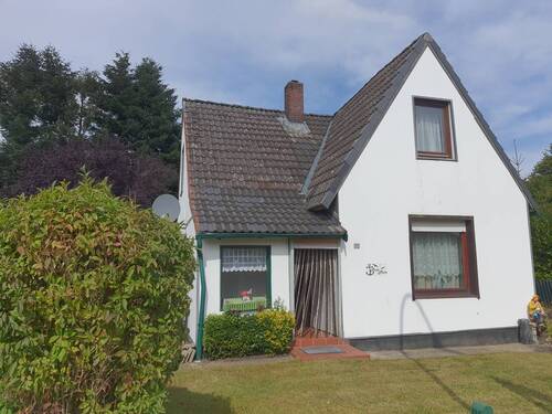 Frontansicht - Lassen Sie sich inspirieren - 119.000,00 EUR Kaufpreis, ca.  110,00 m² Wohnfläche