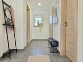 Einblick Diele EG.jpg - 4 Zimmer Terrassenwohnung in Aidenbach
