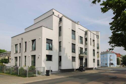 Straßenansicht - 