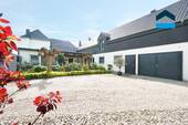 Kamp-Lintfort: Viel Platz - 8 Zimmer Einfamilienhaus zum Kaufen in Kamp-Lintfort