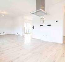 Zwei Wohneinheiten, ein Eigentum: Modernisierte Doppelhaushälfte im Herzen von Selters - Selters OT Eisenbach