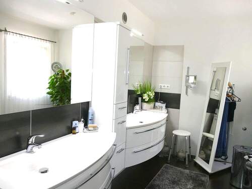 Badezimmer groß - 